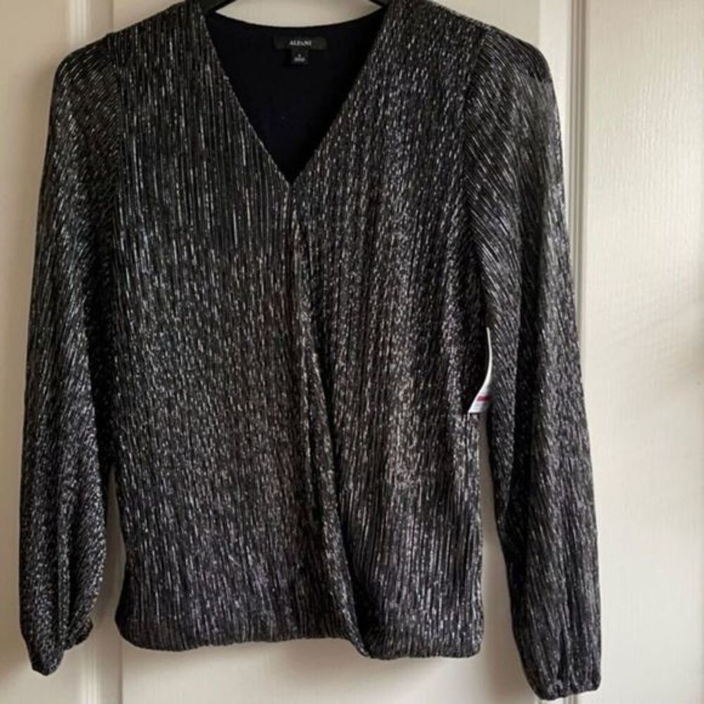 AlfaniWomen'sBlouseSilverBlack XLARGE MetallicSurpliceTop new